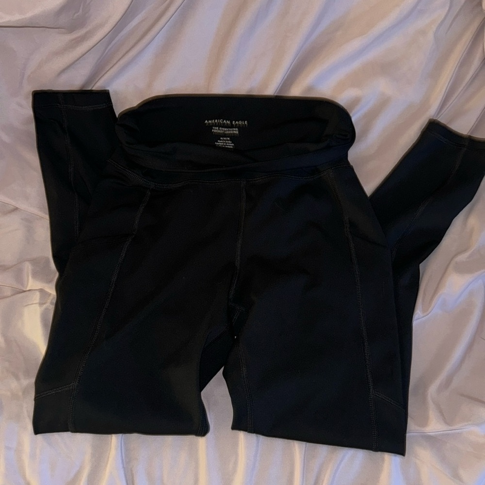 American Eagle high waisted leggings with pocket (worn 3 times) size medium kids